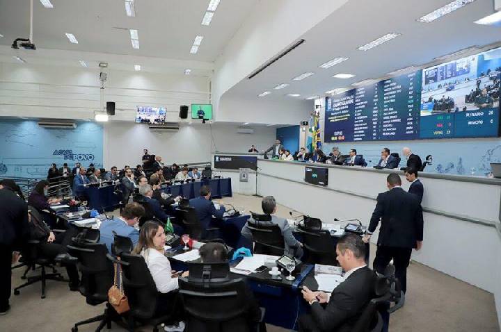 Câmara aprova fim da “farra dos atestados” em Campo Grande