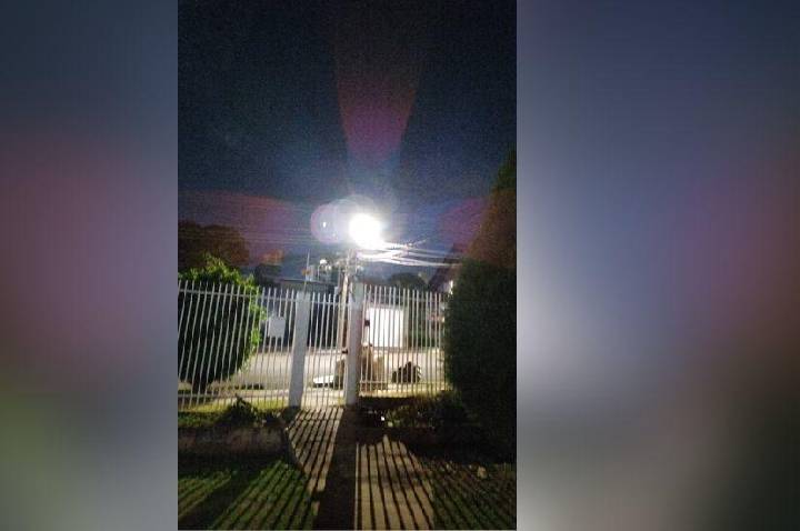 Solicitação de Tavares garante troca de lâmpada queimada no Monte Castelo