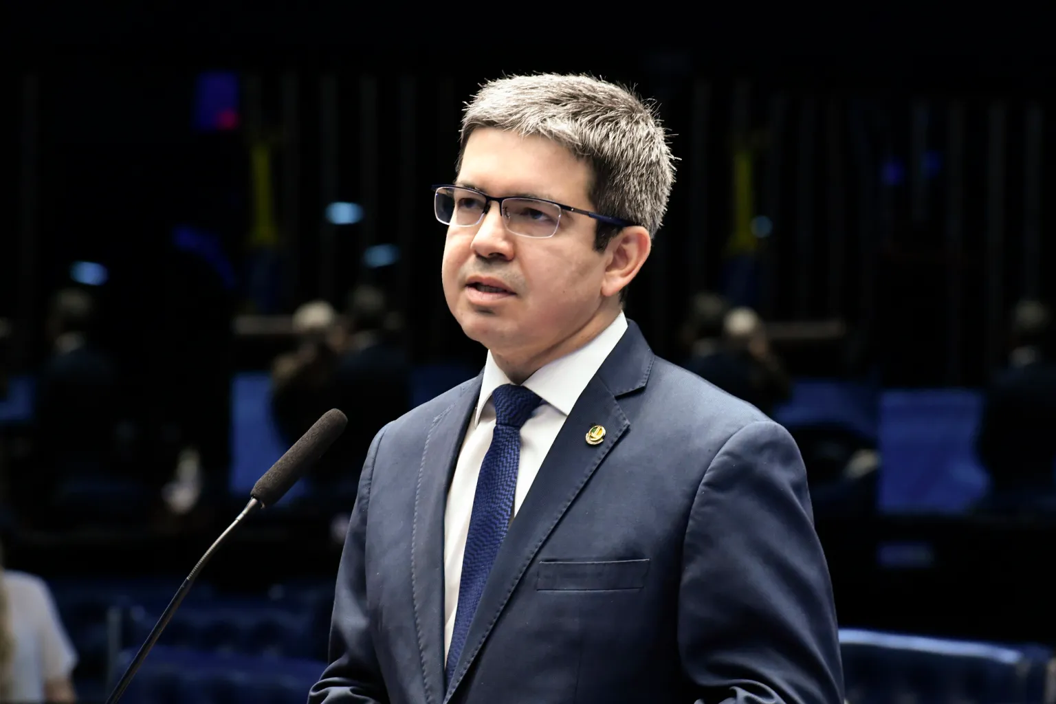 Não terá CPI, terá Conselho de Ética, diz Randolfe sobre do Val