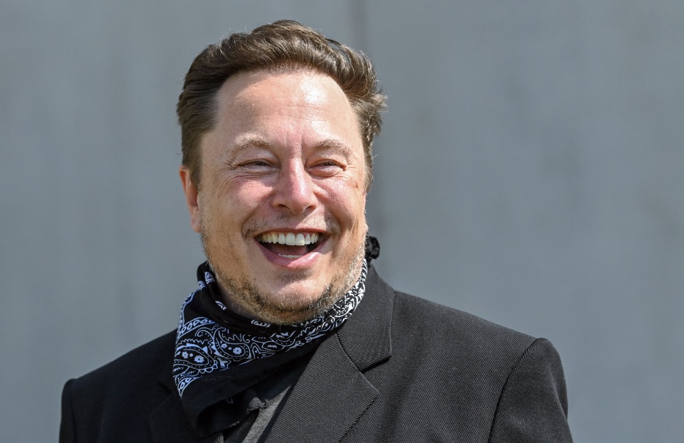 Processada por Elon Musk, empresa acusada de boicotar conservadores fecha as portas