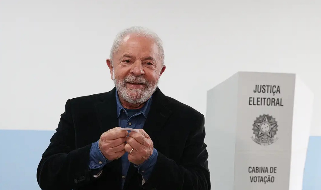 PT sofre derrota acachapante e termina primeiro turno sem prefeitura nas capitais