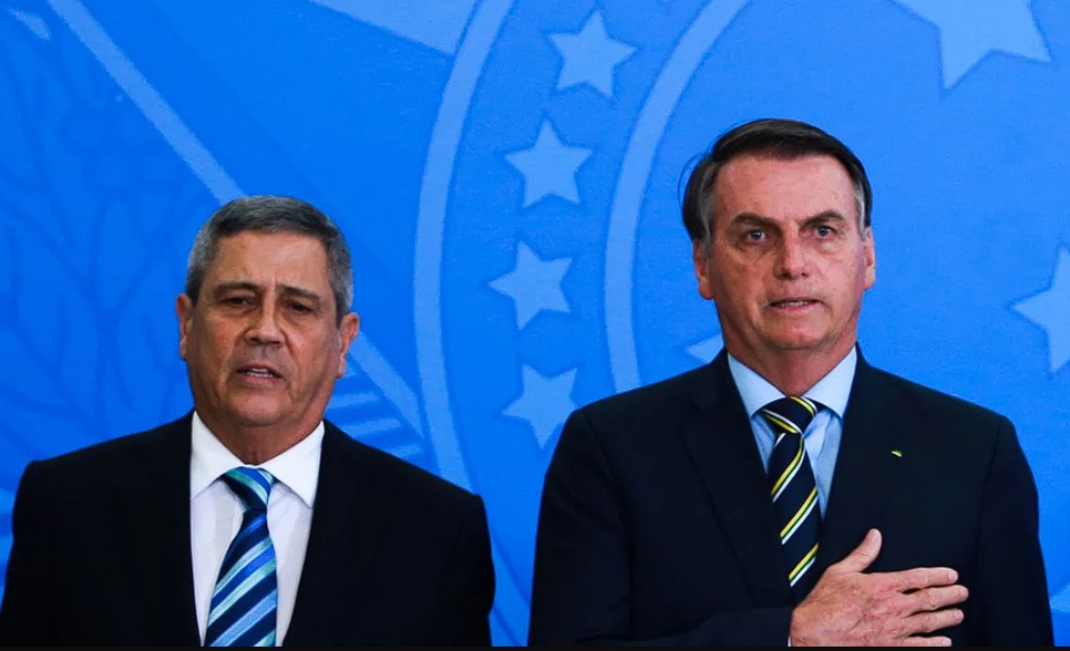 MP Eleitoral não vê abuso de poder político em atos de Bolsonaro e Braga Netto
