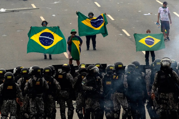Inquérito militar diz que houve erro do governo Lula nos ataques de 8 de janeiro