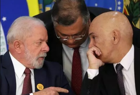 Parlamentares pedem perícia em imagens entregues à CPMI do 8/1: ‘Só duas câmeras’
