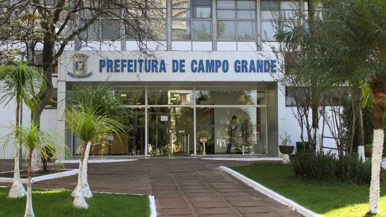 Desembargadora nega liminar e mantém decisão que derrubou aumento de salário da prefeita e secretários