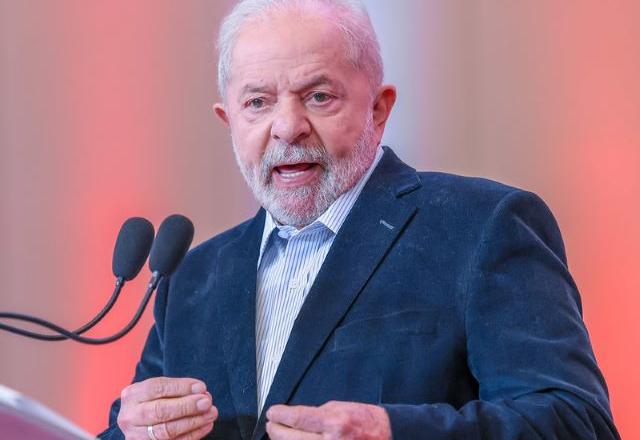 Durante seus dois primeiros mandatos, Lula incorporou 559 presentes ao acervo pessoal antes de decisão do TCU