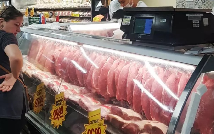 Arroba do boi dispara e carne fica mais cara nos supermercados