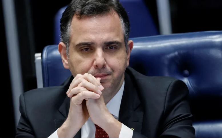 Pacheco se 'irrita' com STF: Liberar drogas por decisão do Supremo é “equívoco grave”