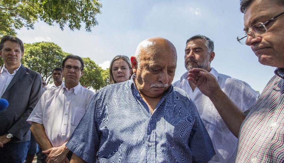 Sindicato do irmão de Lula escapa de processo na Farra do INSS — e todo mundo finge que não vê