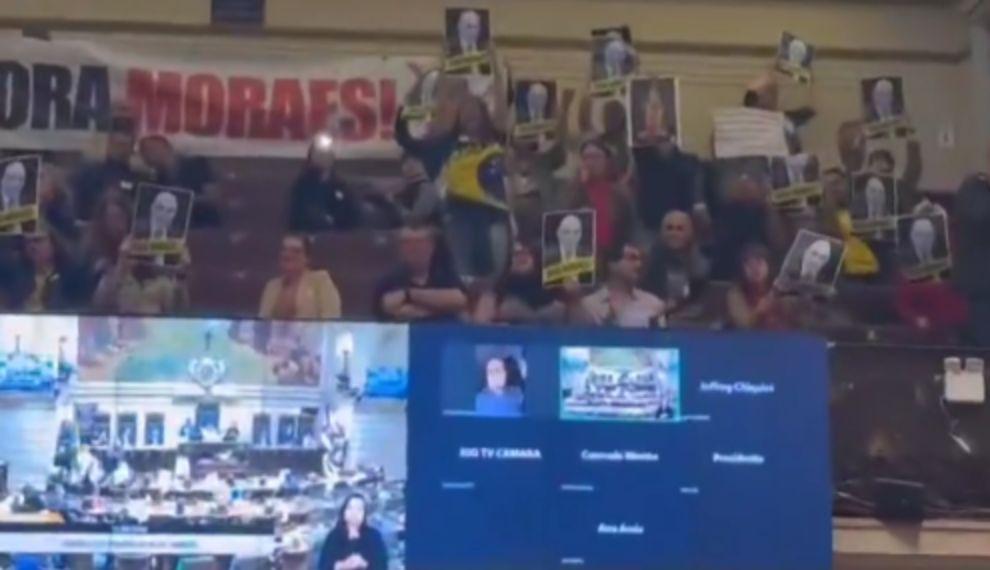 Com gritos de “fora Moraes”, Câmara do Rio discute censura e anistia