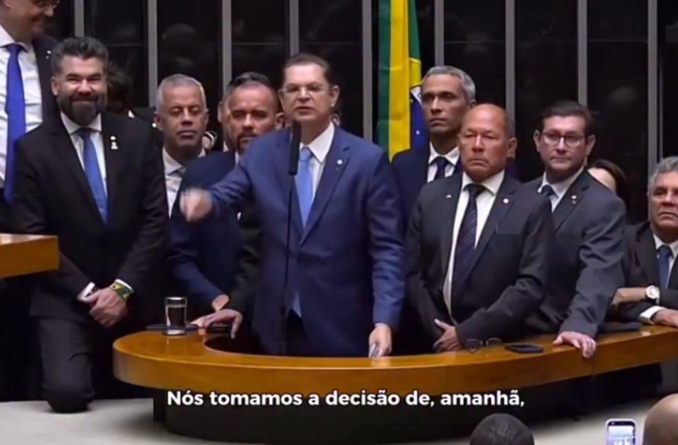PL rompe narrativa da esquerda e passa a defender escala 4x3 no Congresso