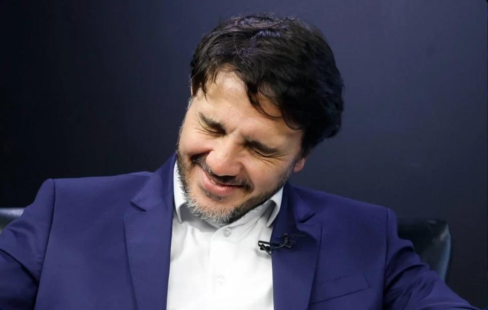 Esperteza digital cobra a conta: TSE suspende campanha de Renan Santos