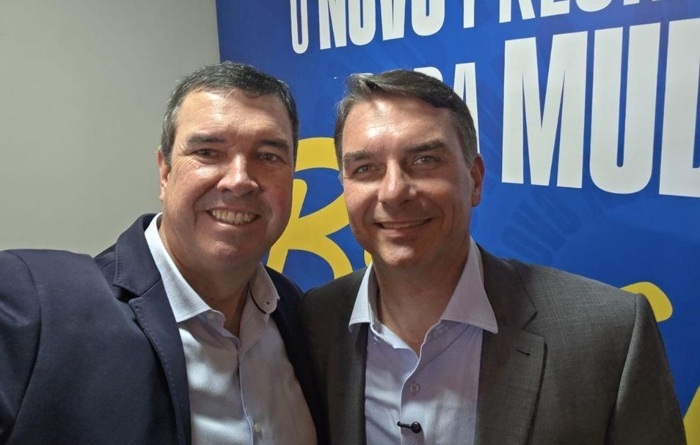 Riedel é convocado por Flávio Bolsonaro para alinhamento do segundo turno em MS