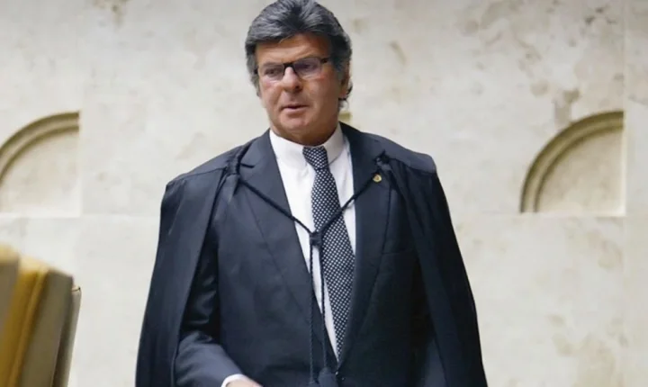 Fux derruba decisão de Dino e redes devem excluir fake news sobre padroeira